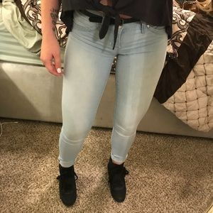 YMI “Wanna Betta Butt” skinny leg jeans